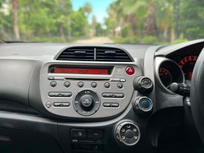 2012 HONDA JAZZ 1.5 V i-VTEC ( GE ) รถสวย พร้อมใช้ จองด่วน (ติดต่อเซลล์น้ำฝ่ายขายโดยตรงไม่ใช่นายหน้าจ้า) รูปที่ 7